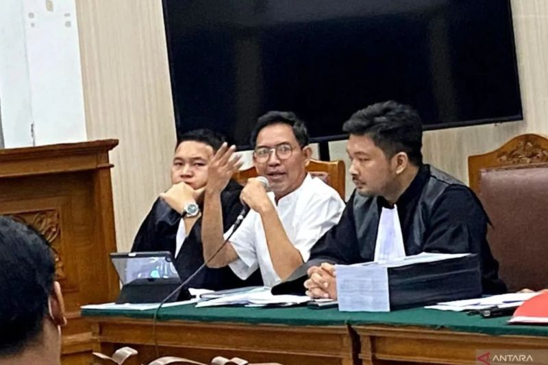 kasus-judol-zulkarnaen-apriliantony-divonis-tujuh-tahun-penjara