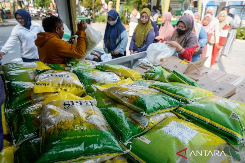 hingga-akhir-agustus-2025-lebih-dari-43-ribu-ton-beras-sphp-telah-tersalurkan-ke-berbagai-daerah