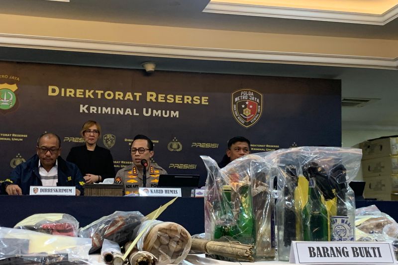polisi-tangkap-enam-tersangka-penghasut-pemicu-kerusuhan-di-jakarta