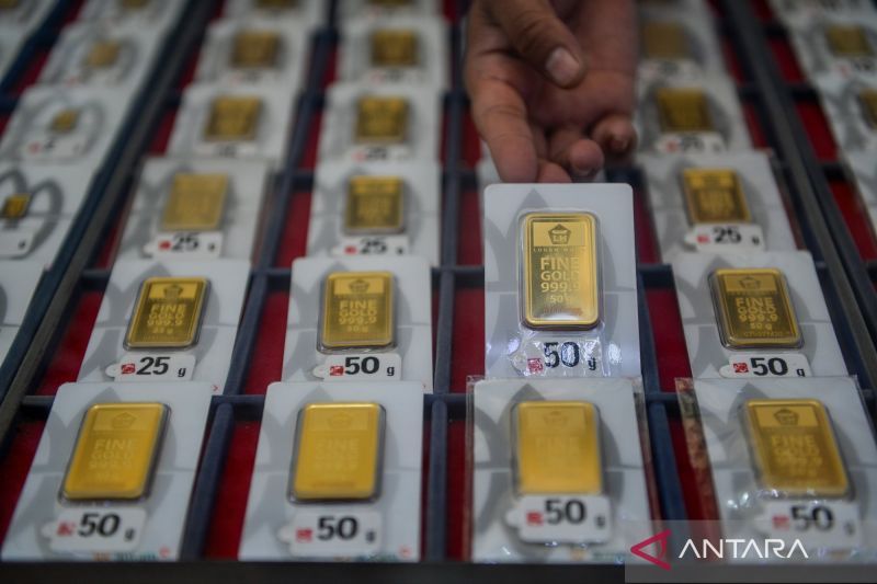 harga-produk-emas-di-pegadaian-hari-ini-kompak-turun