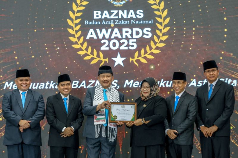 bappenas-terima-dua-penghargaan-dalam-baznas-awards-2025