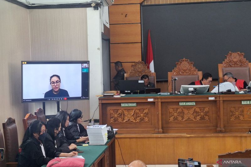 nikita-mirzani-sakit-gigi-pn-jaksel-tunda-pemeriksaan-saksi-ahli
