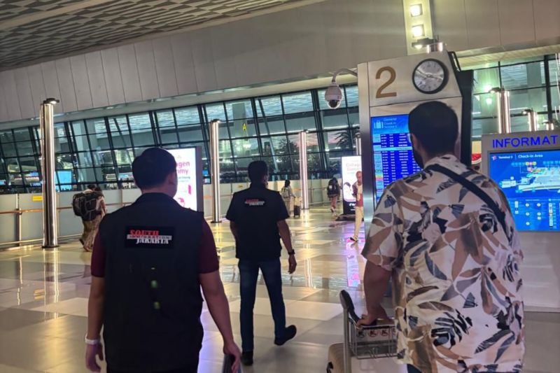 imigrasi-jaksel-deportasi-wna-yang-bikin-onar-di-kalibata