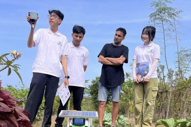 yayasan-gen-b-padukan-ebt-dan-robotik-untuk-pertanian-di-wilayah-3t