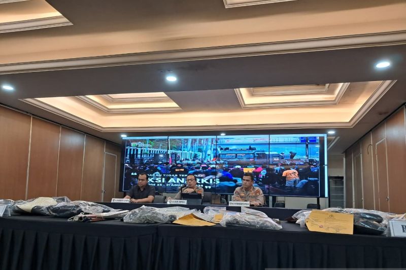demo-jakarta-polisi-tetapkan-43-tersangka-terkait-aksi-anarkis