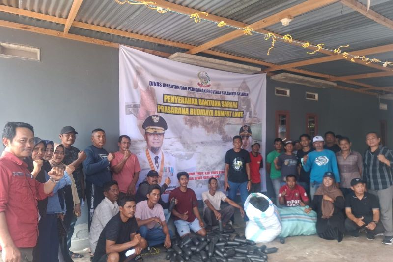 sulsel-ganti-botol-plastik-rumput-laut-dengan-buoy