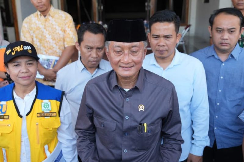 kementerian-pu-percepat-rehab-gedung-paripurna-serbaguna-di-brebes