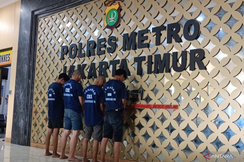 empat-tersangka-perusakan-kantor-polisi-di-jaktim-masih-di-bawah-umur
