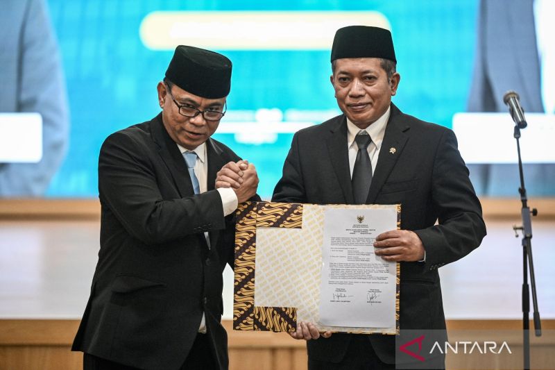 segudang-pr-koperasi-untuk-menkop-fery