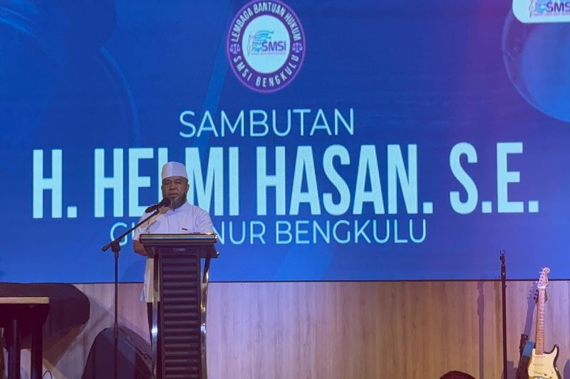 gubernur-bengkulu-pastikan-stok-bbm-aman-dan-imbau-warga-tak-panik