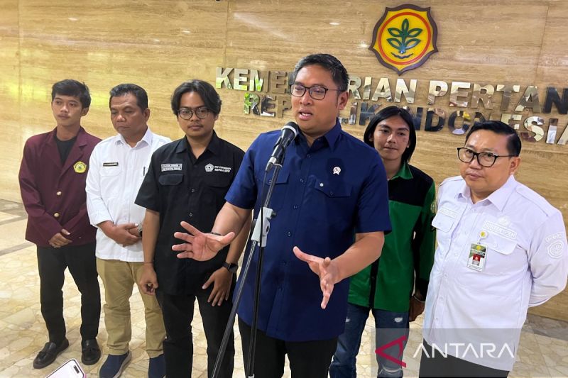 wamentan-dorong-mahasiswa-pertanian-ambil-peran-di-perdagangan-global