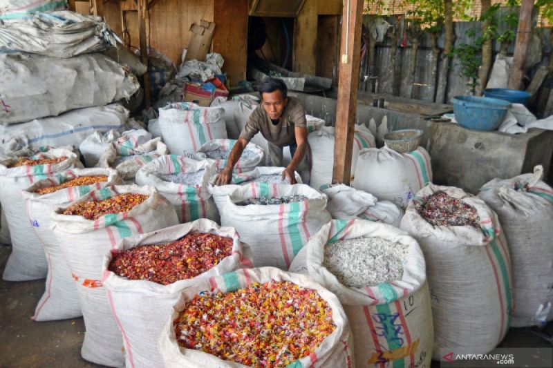 industri-daur-ulang-plastik-berperan-penting-dalam-ekonomi-sirkular