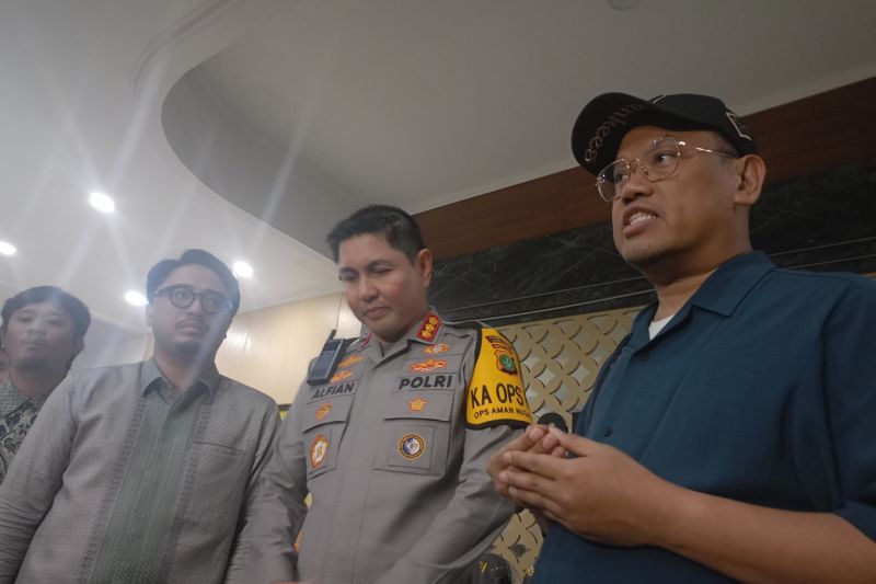 terkait-kucing-uya-sherina-sepakat-selesaikan-secara-kekeluargaan