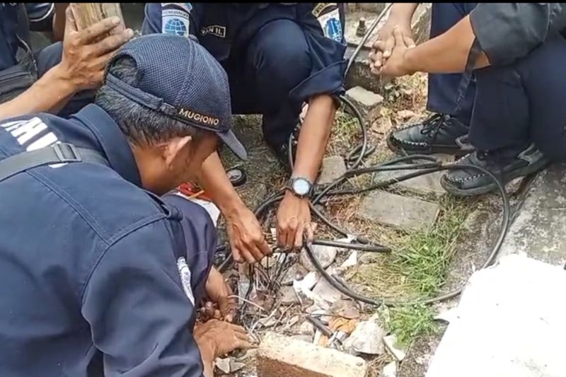 dishub-data-kerusakan-pencurian-kabel-lampu-lalin-di-green-garden