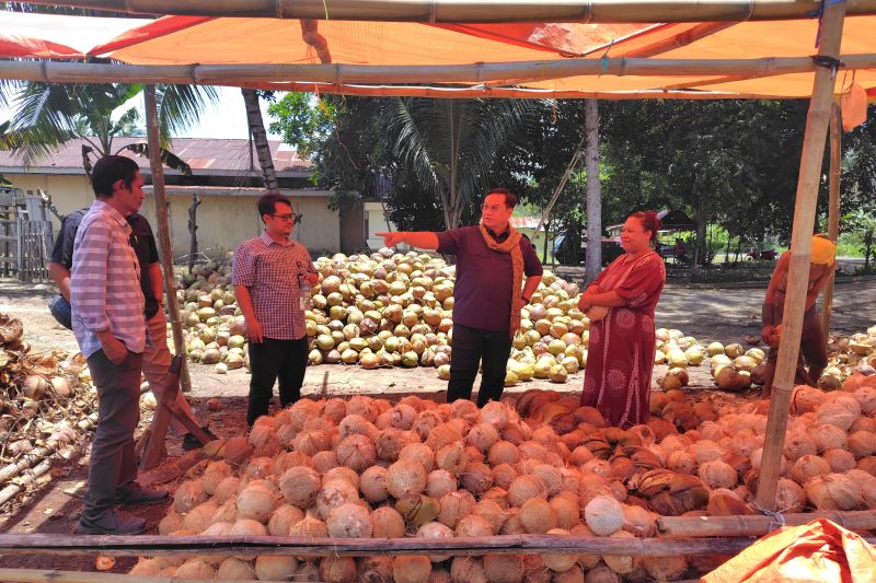 ombudsman-ri-paparkan-potensi-dan-tantangan-industri-kelapa-gorontalo