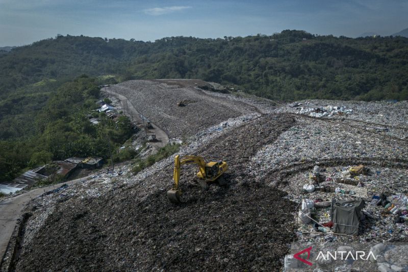 kementerian-esdm-pastikan-gas-buang-pltsa-tak-cemari-lingkungan
