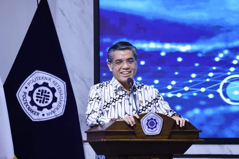 menaker-ajak-generasi-muda-siapkan-diri-untuk-green-jobs