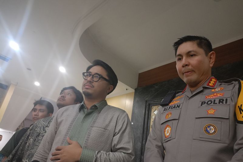 pekan-depan-sherina-serahkan-lima-kucing-milik-uya-kuya