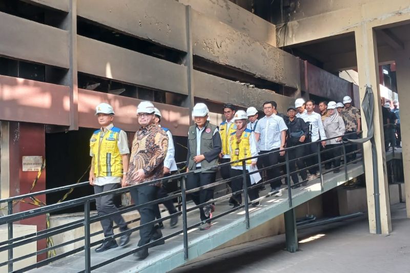 kementerian-pu-perbaiki-gedung-pemkab-kediri