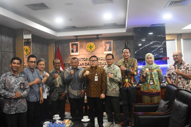 kementan-dukung-dpp-patria-bangun-industri-peternakan-babi