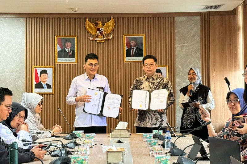 kkp-memperkuat-kolaborasi-sistem-teknologi-informasi-pemantauan-laut