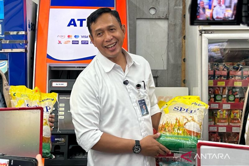 bulog-penyaluran-beras-sphp-mencapai-hampir-400-ribu-ton