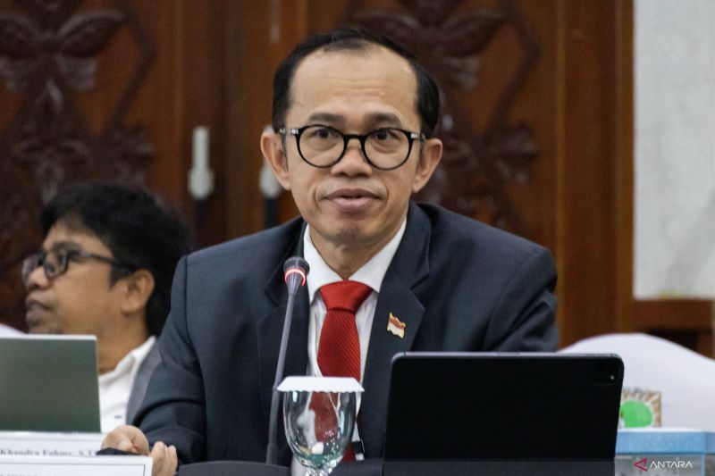 ekonom-unand-ungkap-dampak-multiplier-dana-pemerintah-rp200-triliun