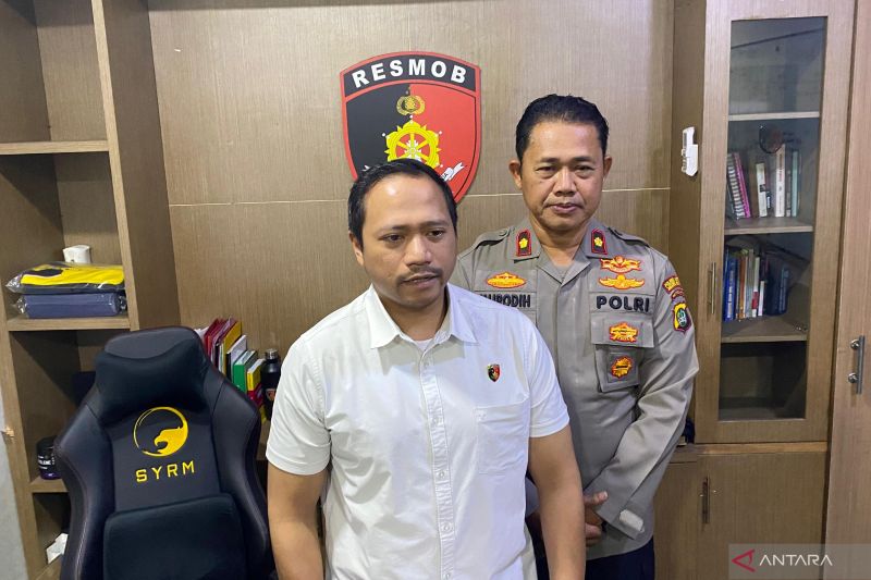polisi-tangkap-penipu-berkedok-dukun-pengganda-uang-di-jaksel