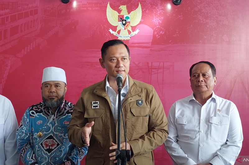 menko-ahy-revitalisasi-pelabuhan-bengkulu-harus-tuntas-permanen