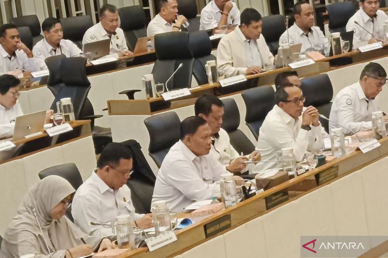 wamen-kp-pastikan-ri-swasembada-garam-pada-2027