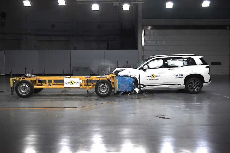 aion-v-raih-bintang-lima-standar-keselamatan-euro-ncap