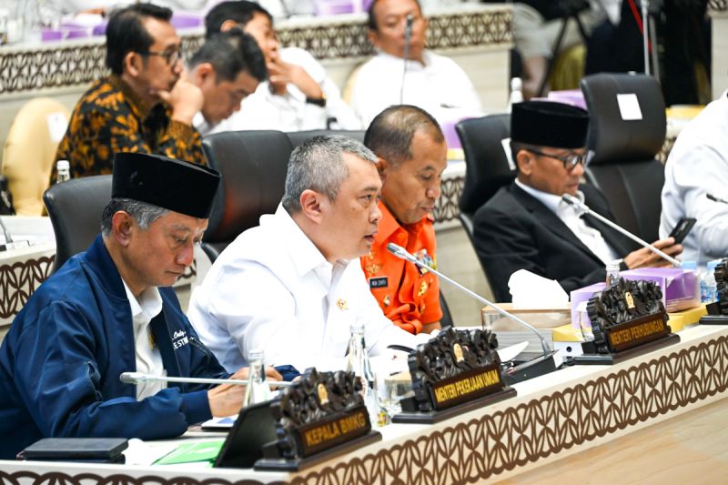 menhub-pastikan-perkuat-aspek-keselamatan-semua-moda-transportasi
