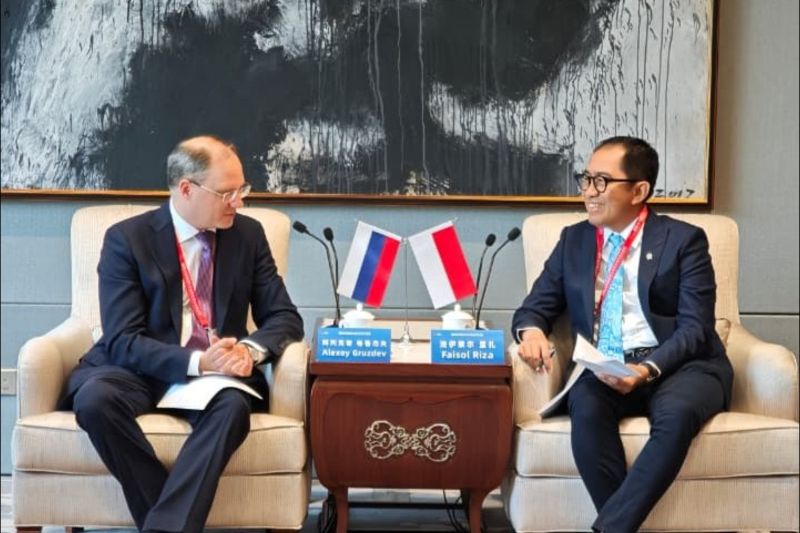 wamenperin-perkuat-kerja-sama-industri-ri-rusia-lewat-forum-brics
