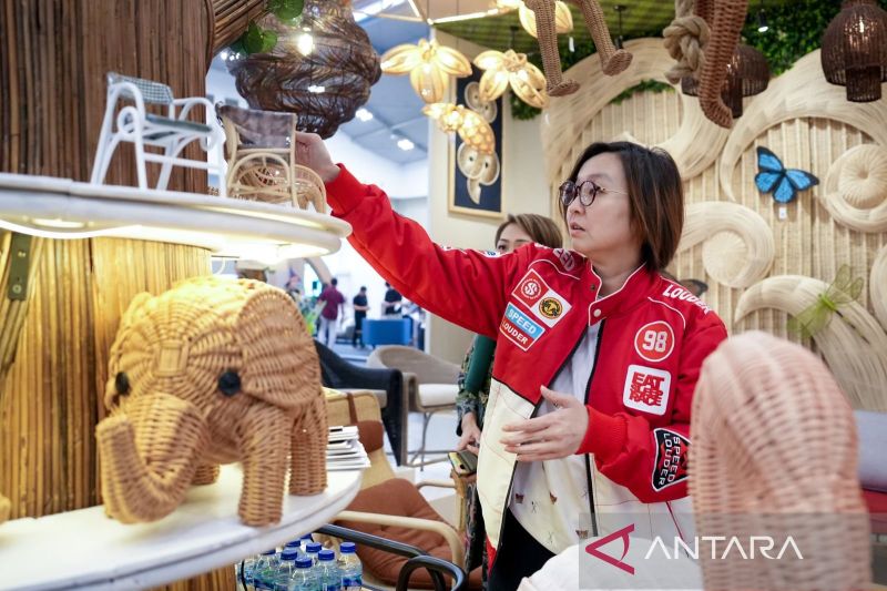 wakil-menteri-ekraf-sebut-industri-kriya-indonesia-sudah-naik-kelas