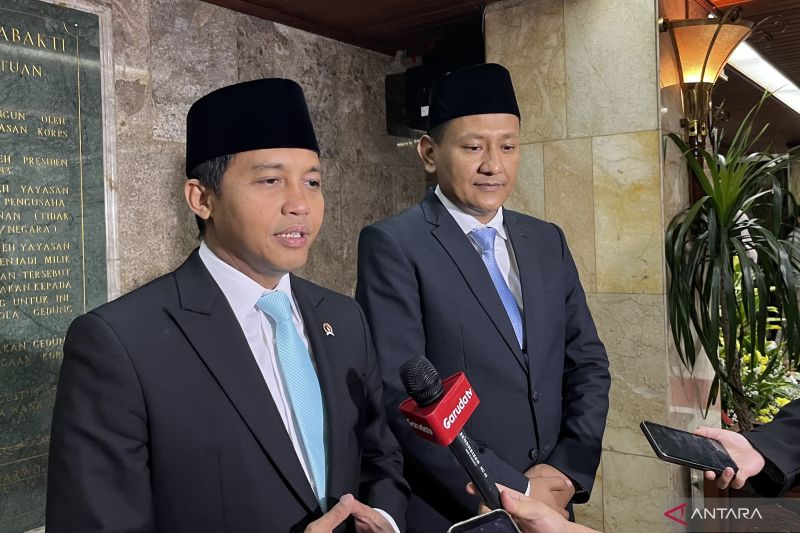 menhut-pastikan-satgas-penetapan-hutan-adat-percepat-kepastian-hukum