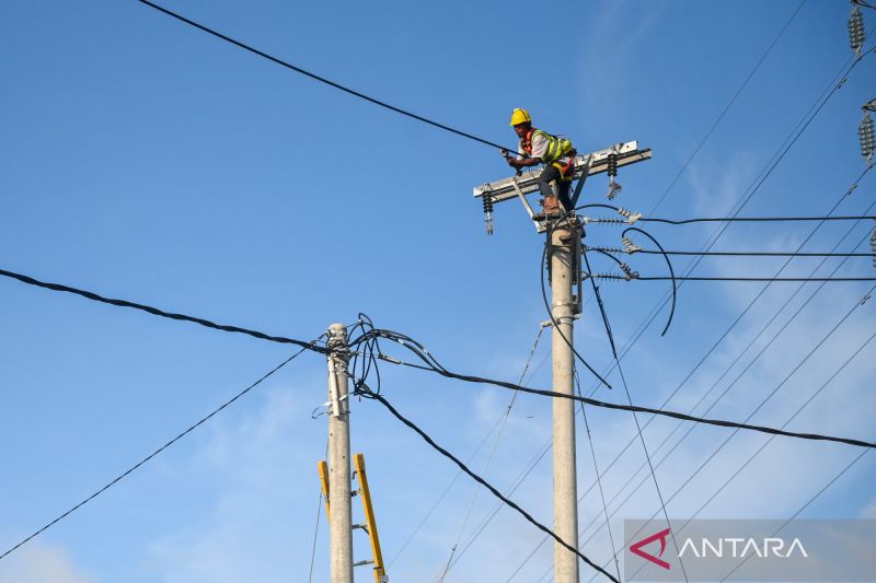 puskep-ui-nilai-rasio-elektrifikasi-9983-persen-bukti-energi-merata