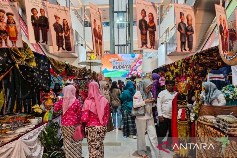 festival-budaya-nusantara-manokwari-tingkatkan-daya-tarik-wisata