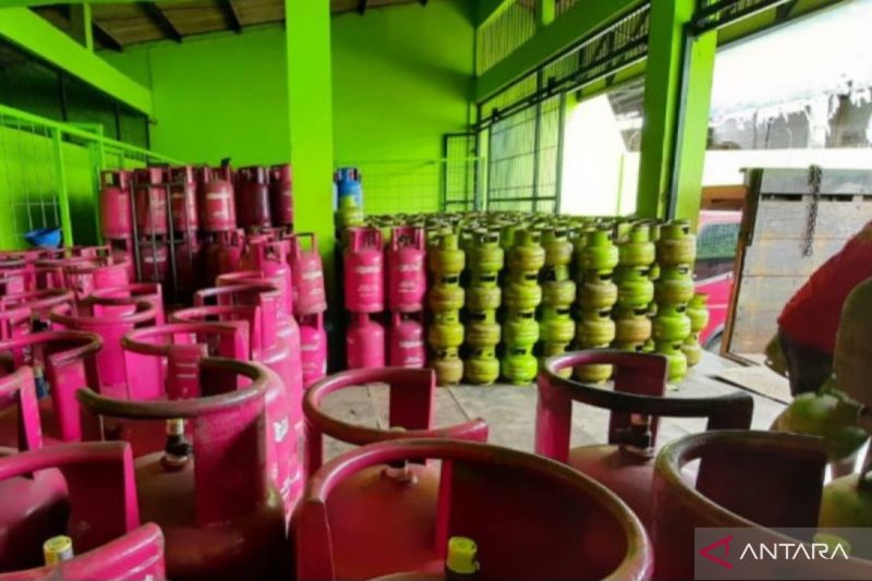 pemkab-bekasi-imbau-warga-beli-gas-bersubsidi-di-pangkalan-resmi