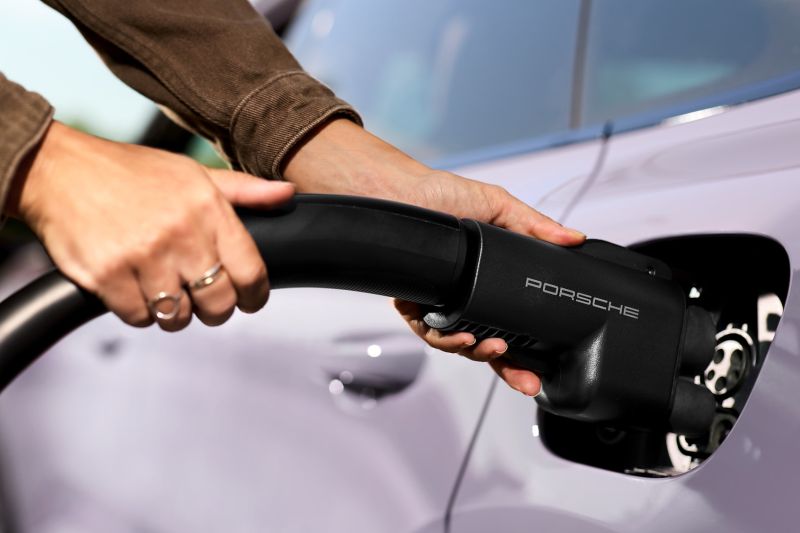 rencana-ev-porsche-gagal-suv-andalan-akan-rilis-dengan-mesin-bensin