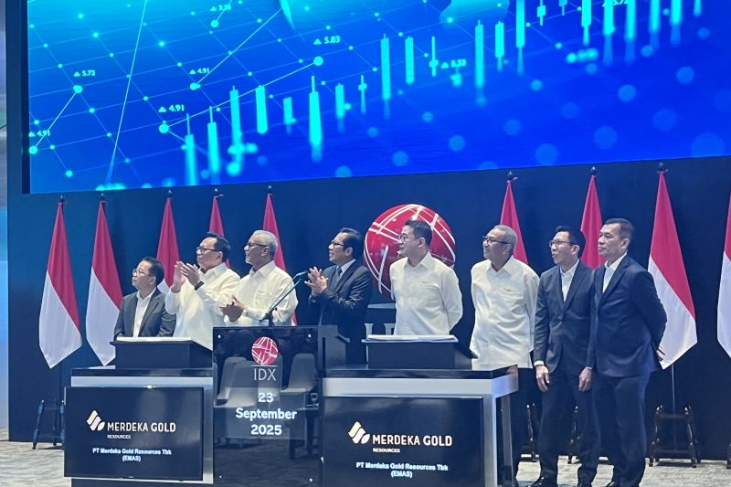 merdeka-gold-resources-resmi-catat-saham-perdana-di-bursa-efek