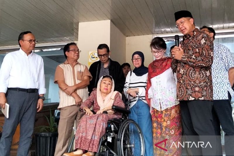 istri-gusdur-dan-tokoh-gnb-minta-aktivis-dibebaskan
