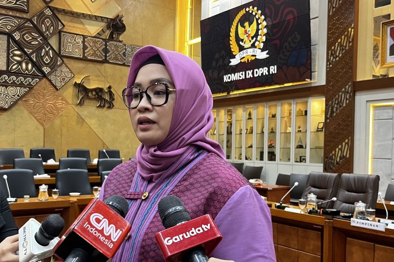 komisi-ix-dpr-pastikan-pembahasan-ruu-ketenagakerjaan-jadi-prioritas