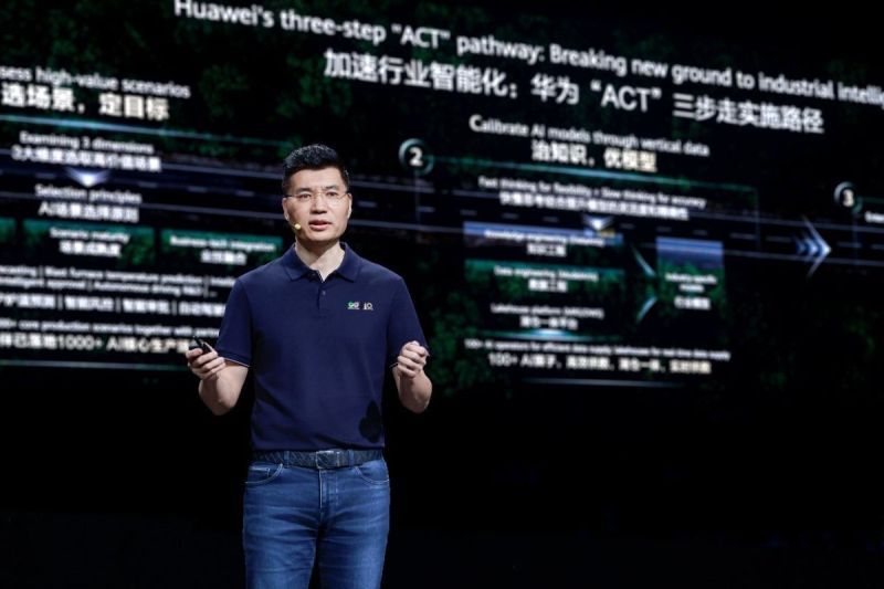 Huawei Lansir Tiga Jalur 