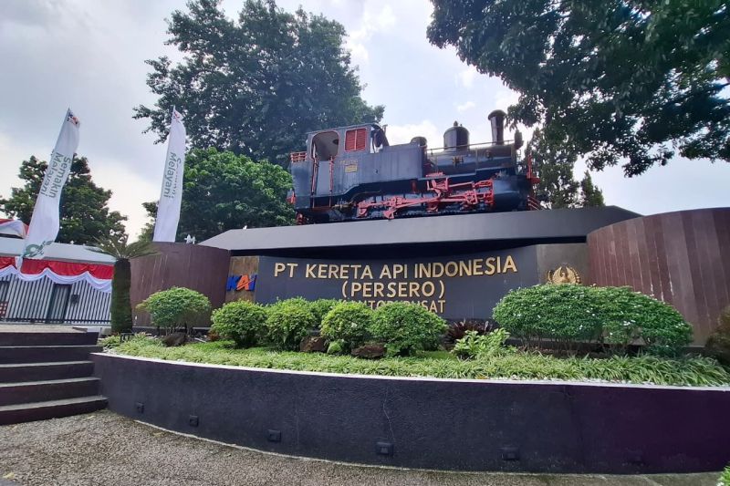HUT ke-80 KAI: Dari Rel Pertama, Menyatukan Negeri, Menuju Transformasi Digital dengan Semangat Melayani