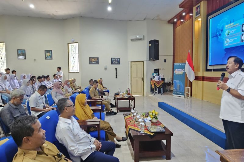pelindo-tingkatkan-pemahaman-generasi-muda-soal-logistik-nasional