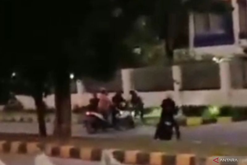 polisi-selidiki-komplotan-begal-motor-bersenjata-tajam-di-cakung