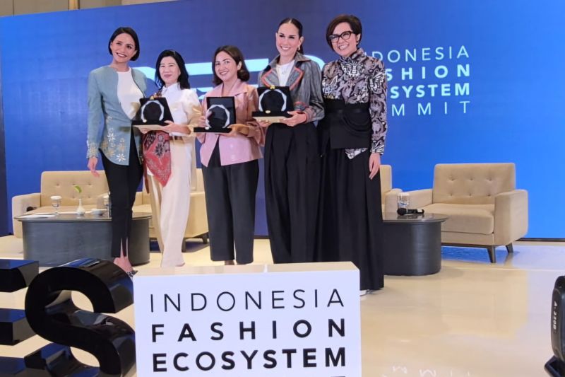 idfes-2025-dorong-era-next-gen-fashion-melalui-inovasi-dan-integrasi