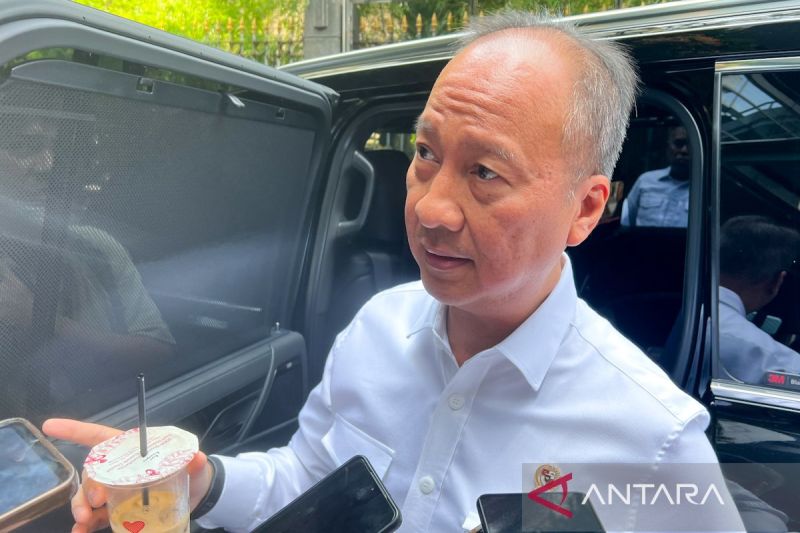 menperin-siap-bawa-investor-industri-hilirisasi-kawasan-transmigrasi