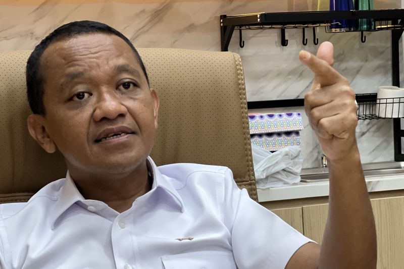 menteri-bahlil-minta-190-perusahaan-tambang-bayar-jaminan-reklamasi