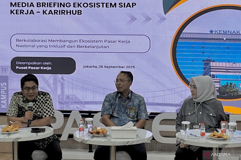 kemnaker-catat-107-juta-orang-indonesia-mencari-kerja-per-tahun